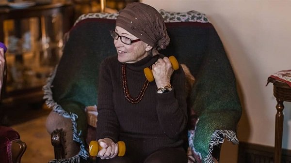 The 5-Minute Senior Morning Micro Workout — Do This Before You Leave Bed