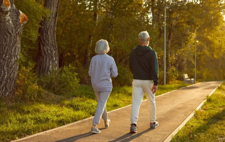 Top 5 Walking Shoes for Seniors in 2026 — Podiatrist Approved